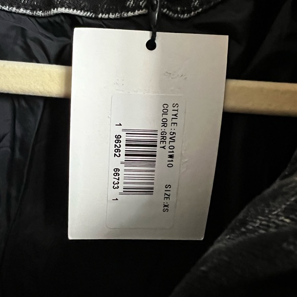 LNDN Denim Puffer *New With Tags* - Picture 8 of 8